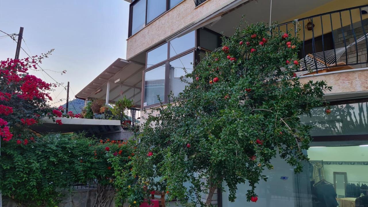 Villa George Néa Mákri Exterior foto