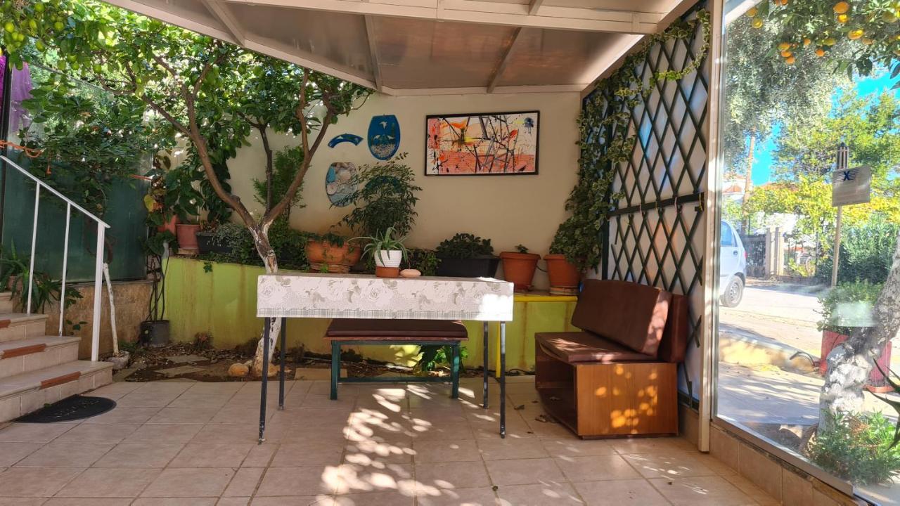 Villa George Néa Mákri Exterior foto