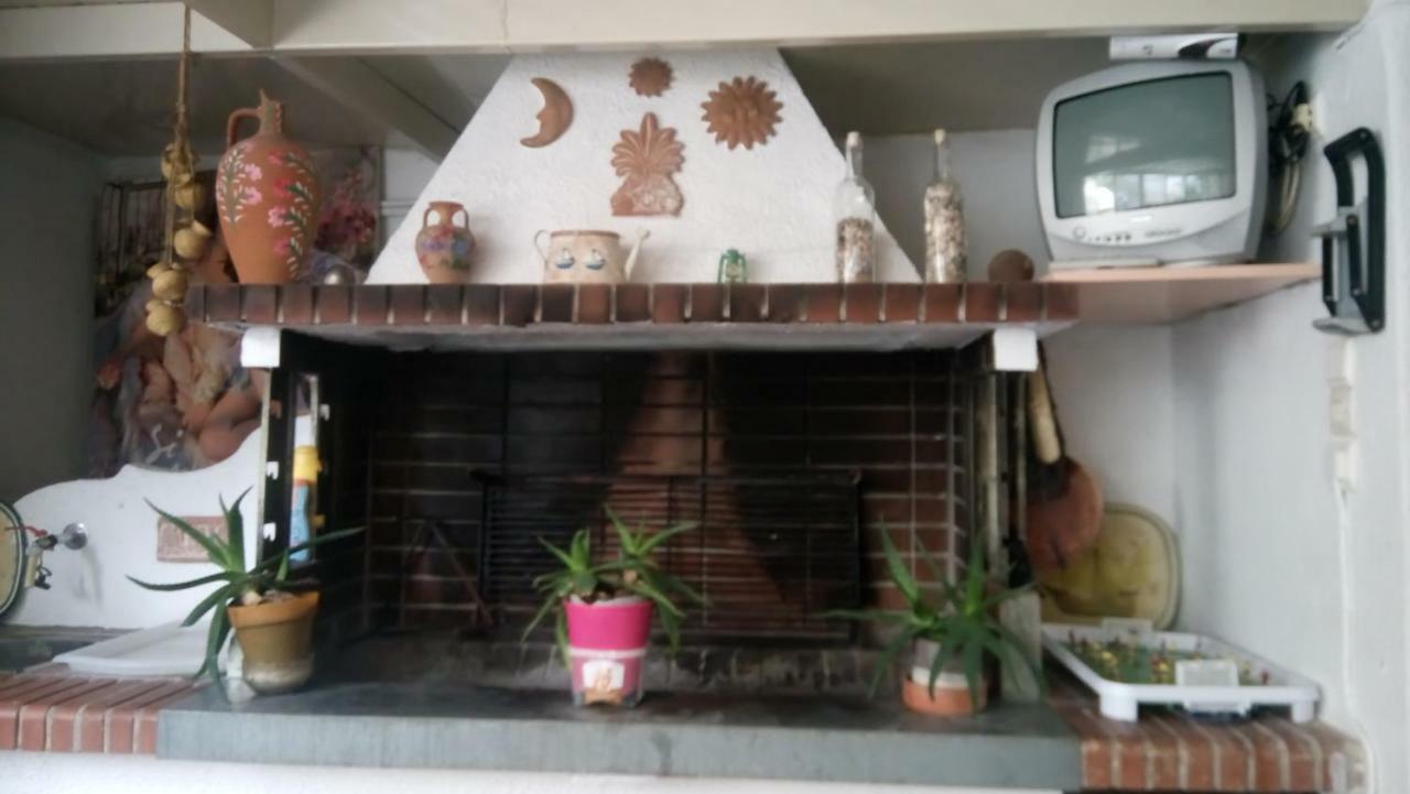 Villa George Néa Mákri Exterior foto